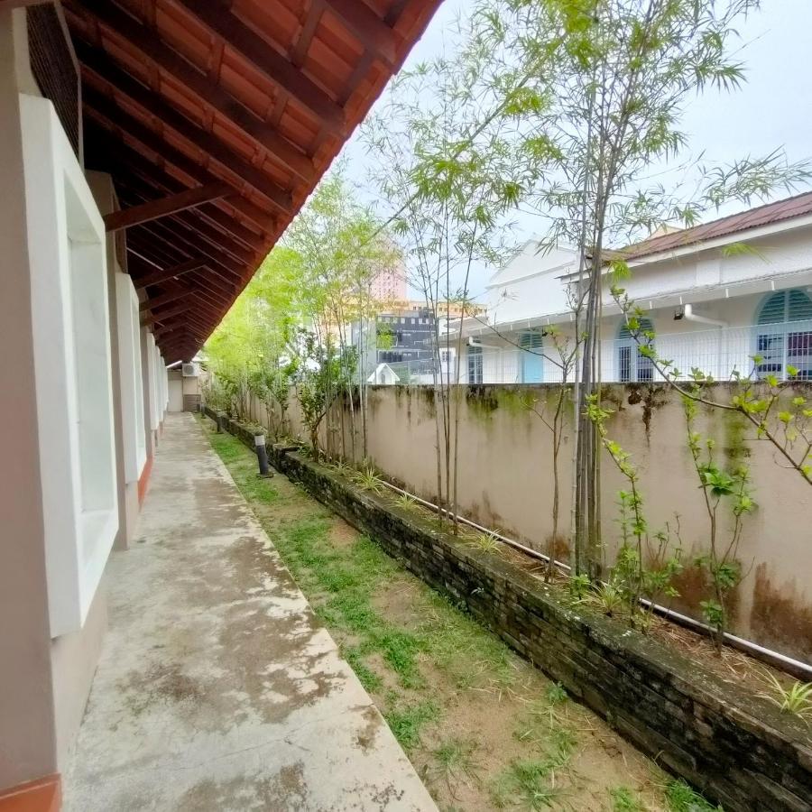Cozzy Motel Malacca Exterior foto